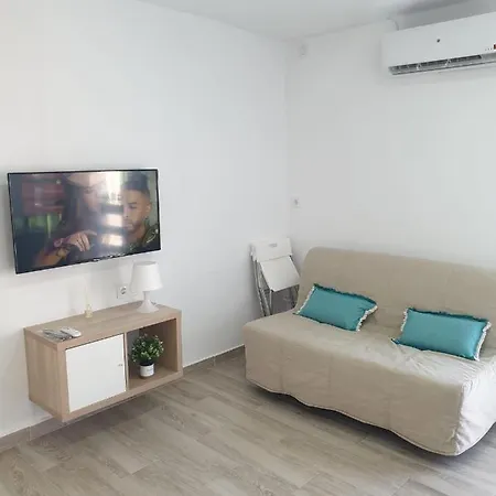 Coqueto Y Acogedor Estudio Cercano A La Playa Benalmádena